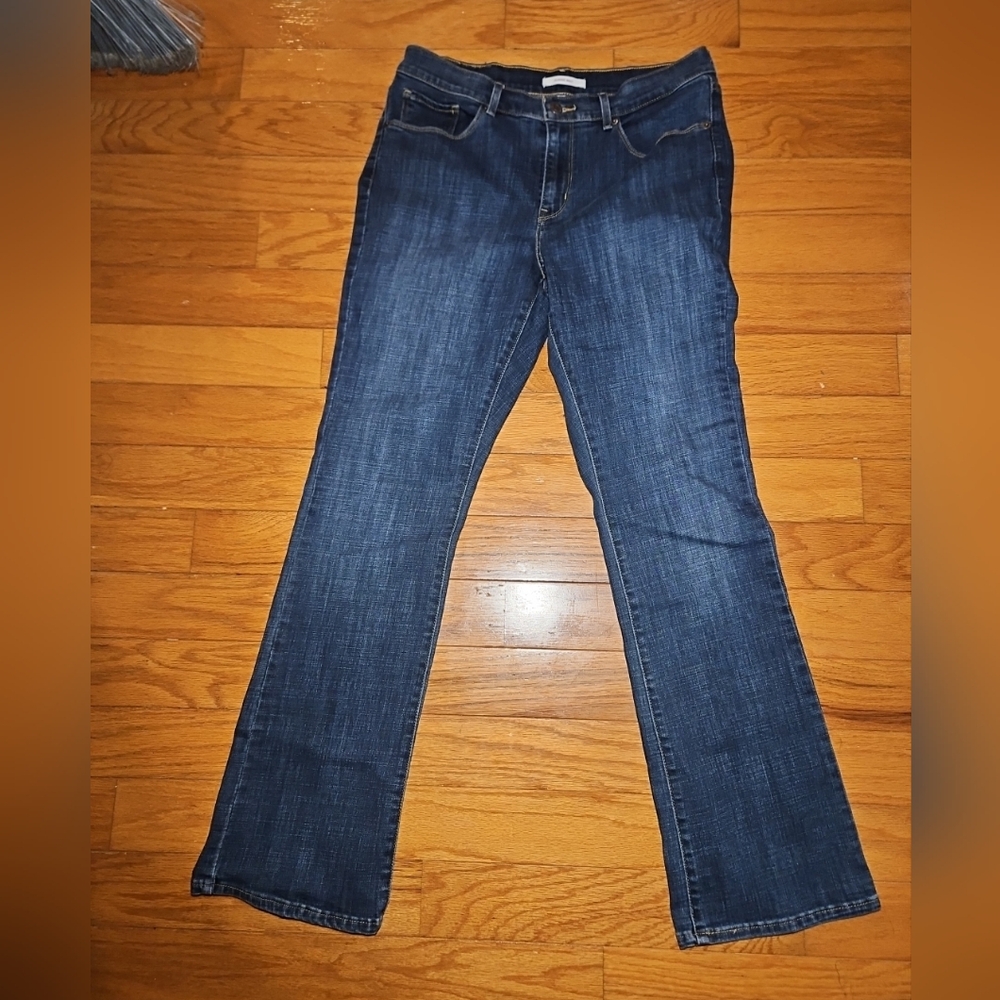 Levis Dark Blue Boot Cut Women's Jeans 10 med